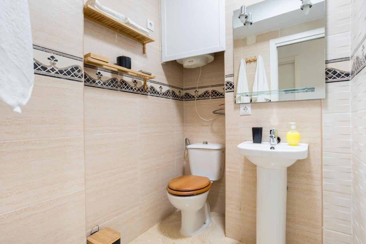 Mp5-Just Renovated Apartment Right On The Beach Málaga Exterior foto